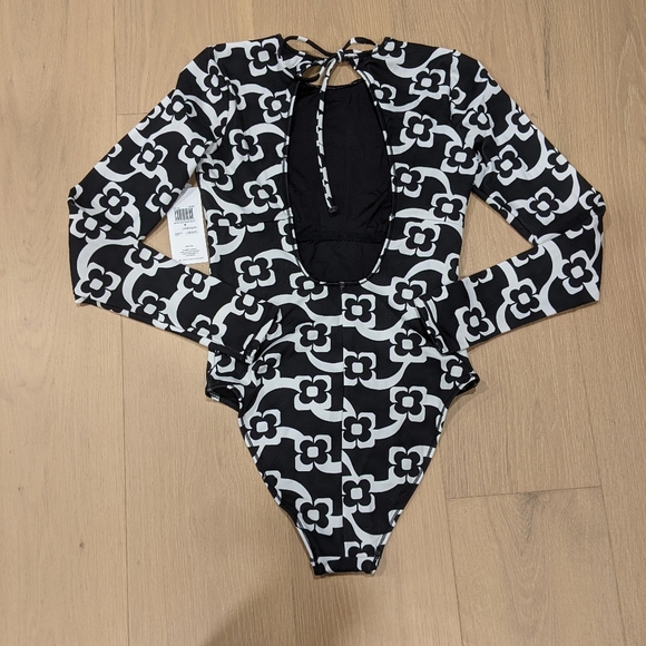 Hurley Swimsuit - Picture 8 of 11